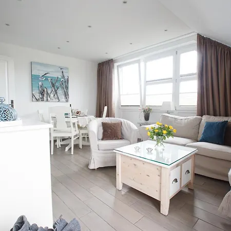 Kajuete 24 * ניבלום